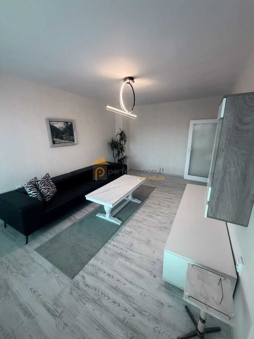 Двустаен апартамент в Младежки Хълм