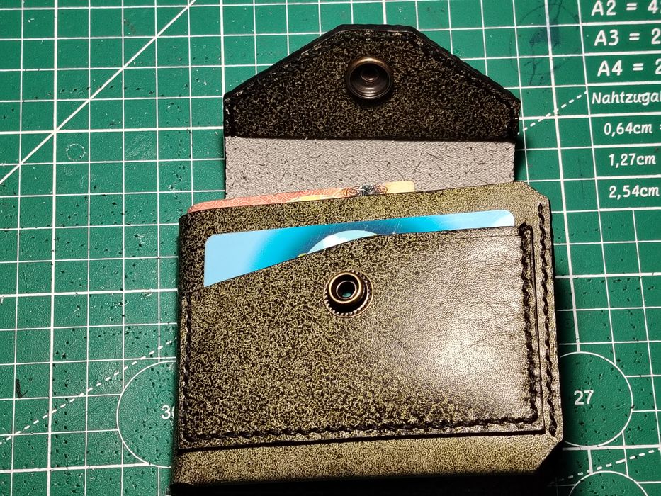 Кожаный портмоне