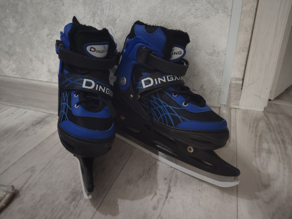 Продам коньки детские