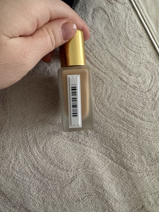 Тональный крем Este Lauder