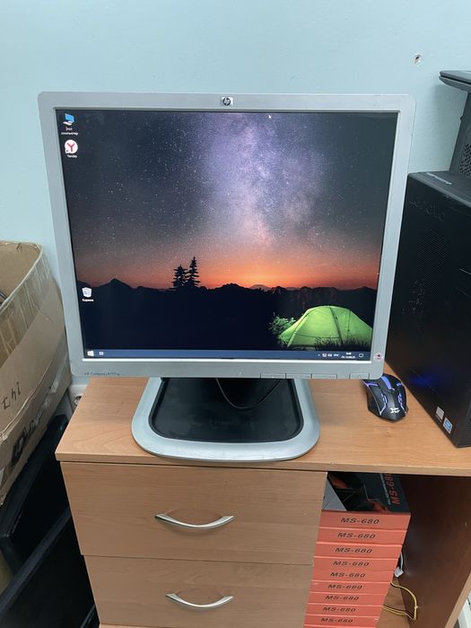 Мониторы 19 дюйм поворотный