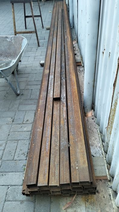 Продам квадратные трубы б/у