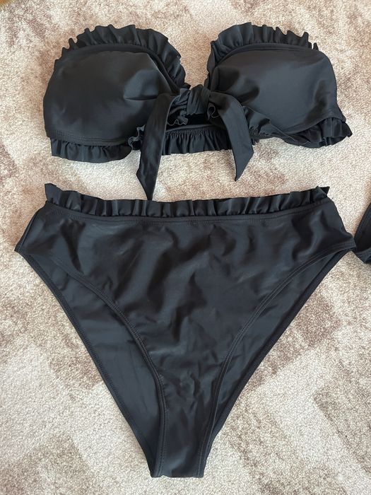 Дамски бански от две части