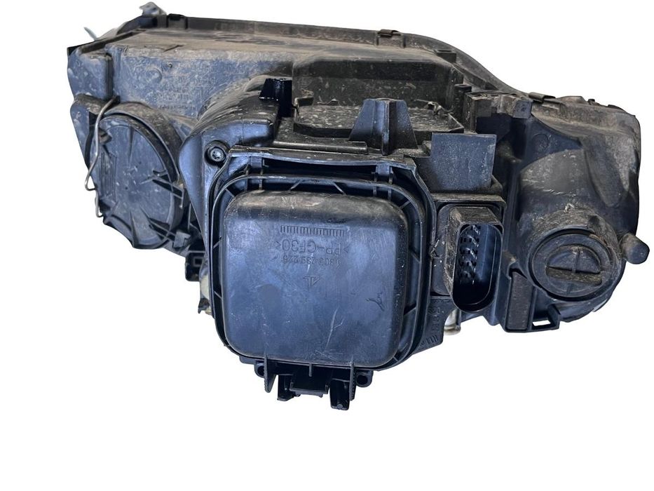 Far Stanga Fata Audi A3 Ii 8P1 2003 - 2013 8P0941003K