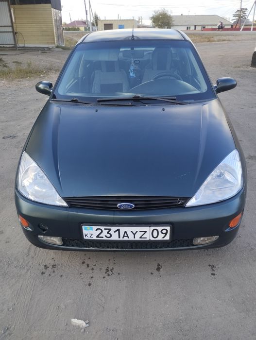 Продам машину на автомате Ford