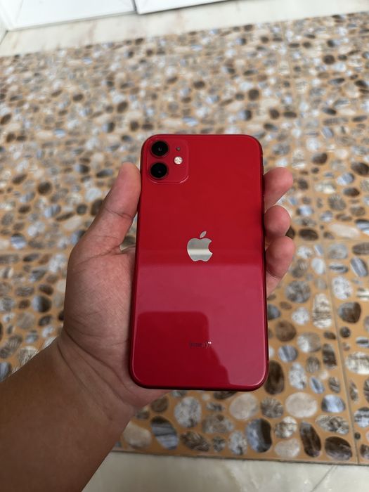 Iphone 11 64gb sotiladi