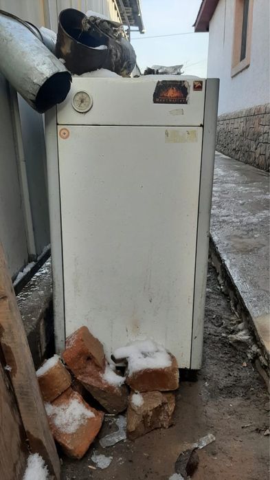 Газовый печь напольный