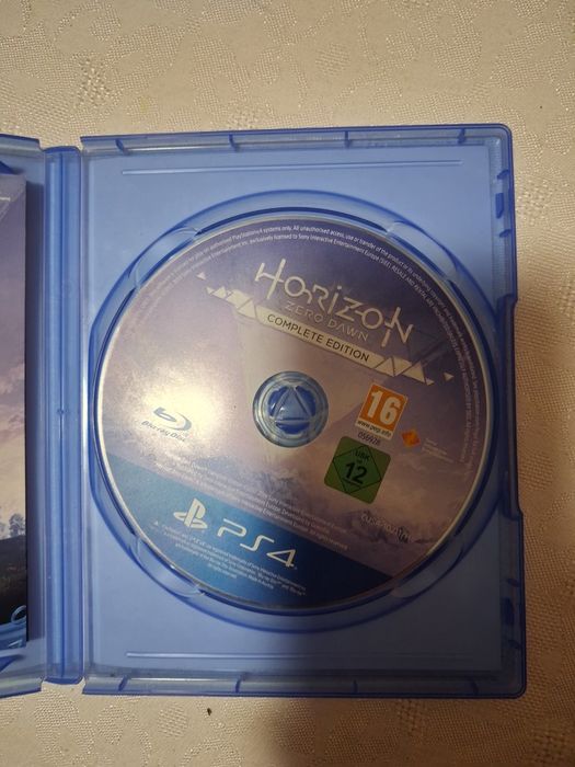 Продавам игри за Playstation 4.