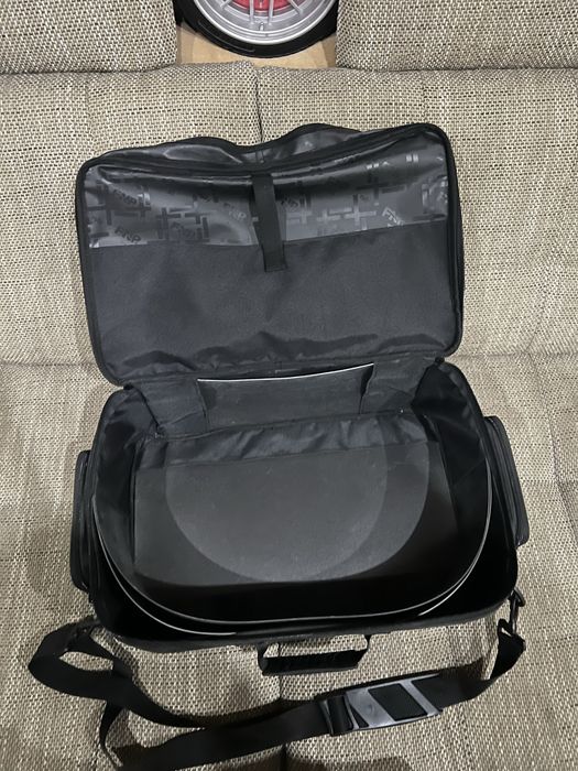 Geanta transport cu pelerina NOU