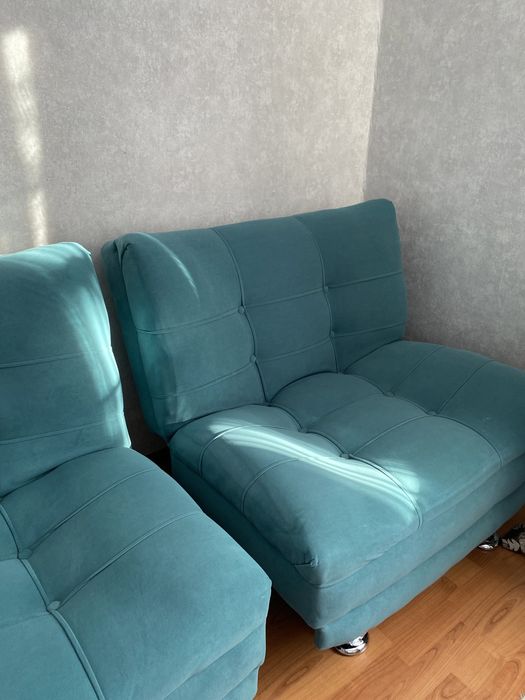 Продам диван и 2 кресла