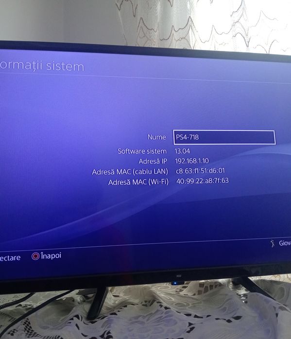 Vand  ps4 slim inclus cu controller Sau schimb cu un calculator