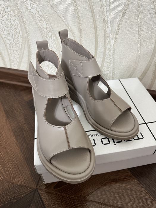 Сандали босоножки