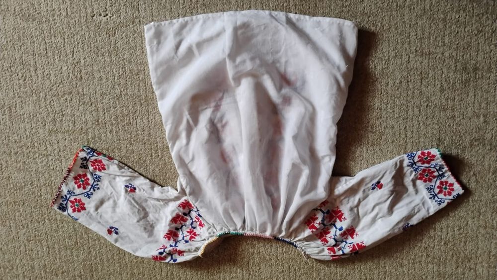 ie romaneasca traditionala veche