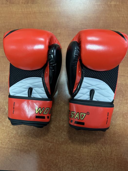 Manusi de box adulti