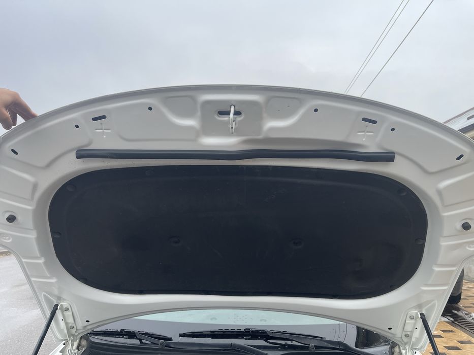 Защитник под капот KIA K5