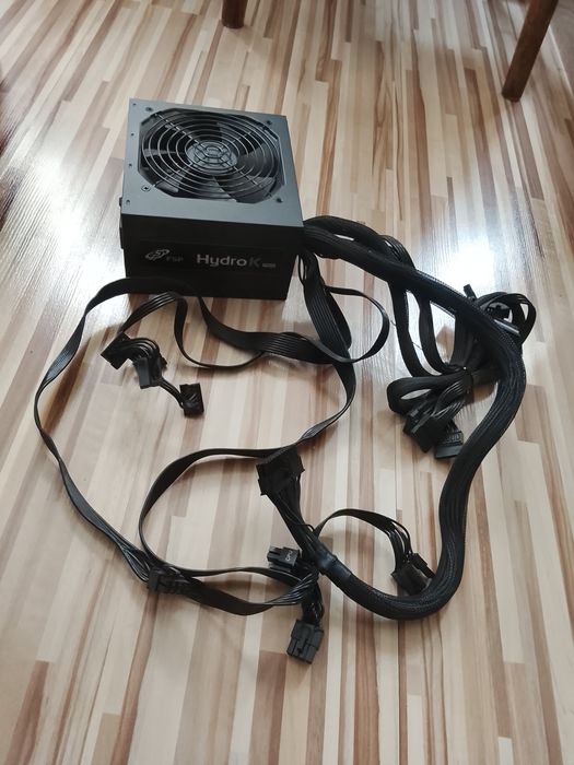 Захранване за компютър FSP 750w bronze