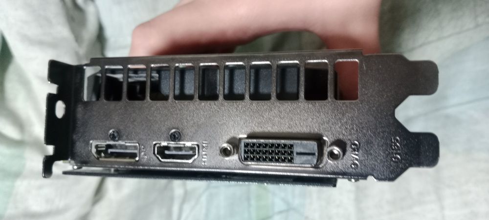 СРОЧНО ЕСТЬ ТОРГ Продам RTX 2060super 8gb.