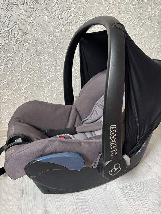Авто кресло Maxi-cosi