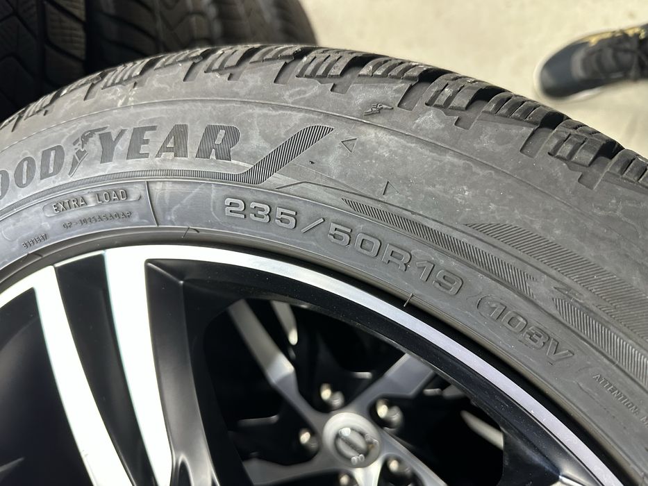 Roti iarna Volvo XC40 R19 DOT2024 Good Year