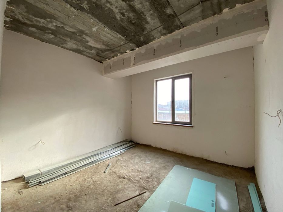 3 xonali karobla vokzalda