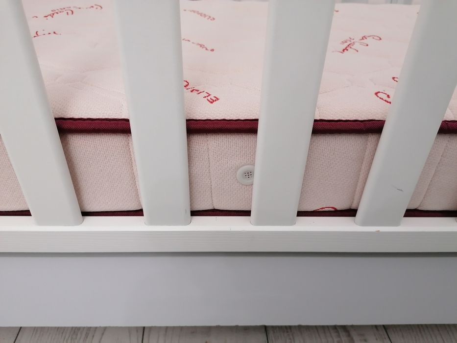 Бебешко креватче