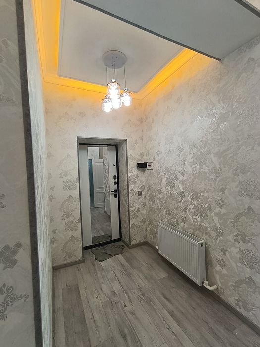 3 хона килинган квартира сотилади