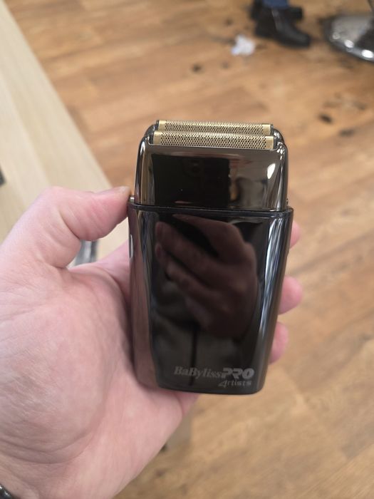 Професионален шейвър Babyliss FoilFX02 ( подарък чисто нова мрежичка)