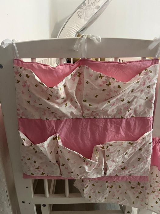 Продаю манеж с матрасом и с бортиками, балдахином ,органайзером .