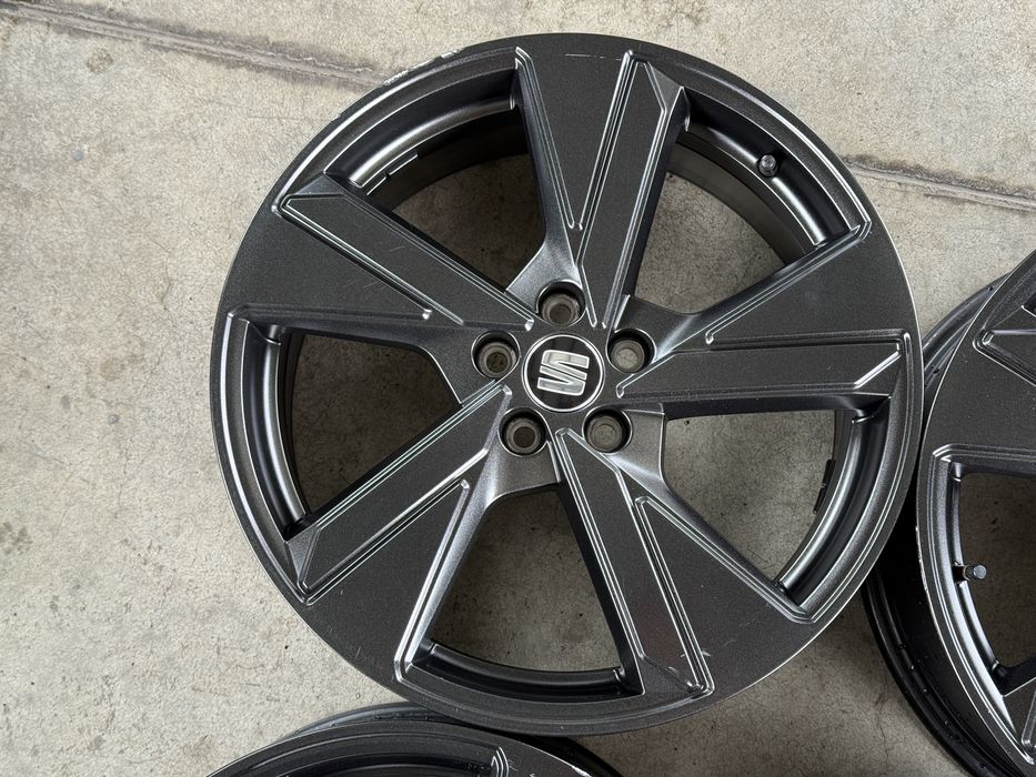 4бр. ОТЛИЧНИ 18” ОРИГИНАЛНИ Джанти 5х100 за -SEAT/SKODA/VW/AUDI/VAG- 7.0Jx18H2, ET51