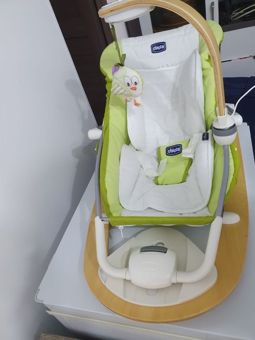 Продам кресло качалку Cicco