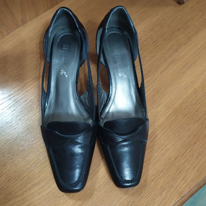 Кожаные туфли 36 размера