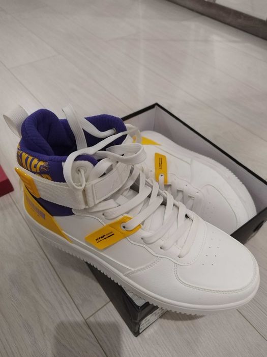 Кроссовки XTEP 43размер