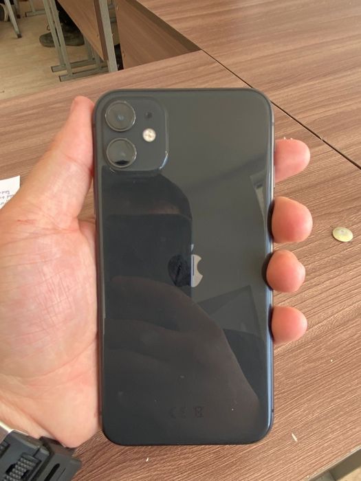 продам Айфон 11