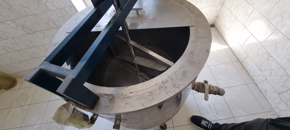 Kotyol sotiladi nerjaveykadan yasalgan