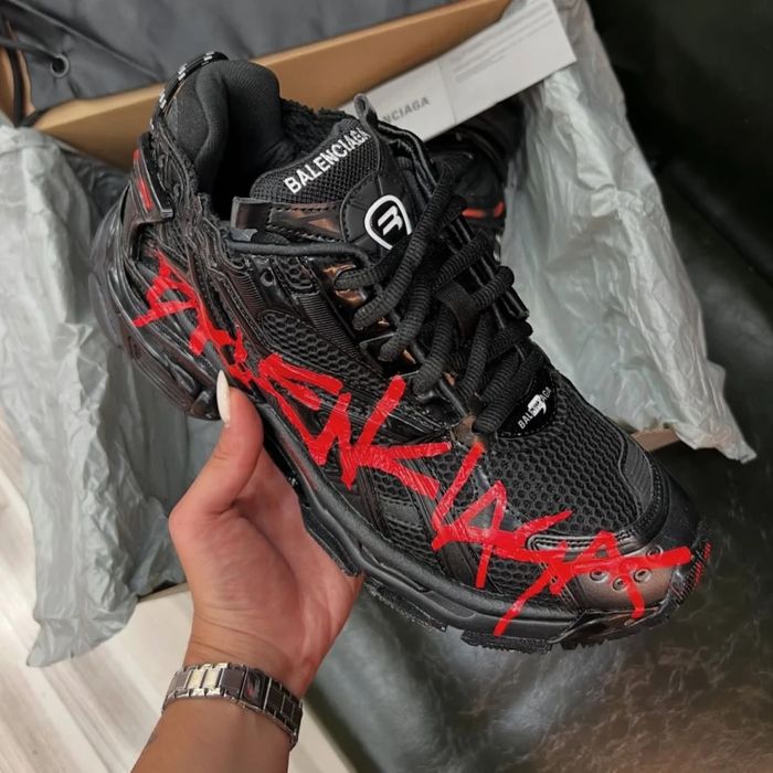 Balenciaga Runner Graffiti "Black/Red" | РАЗМЕРИ: 35 до 46