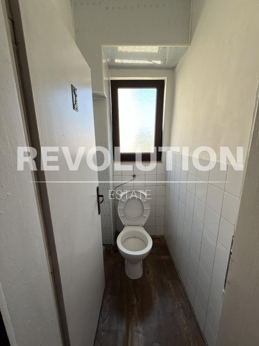 Дава се под наем Етаж от къща в Варна, Виница - 125 кв.м за 450 € - Снимка #14