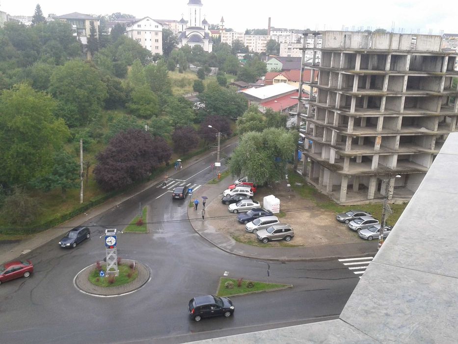 Vand apartament 3 camere