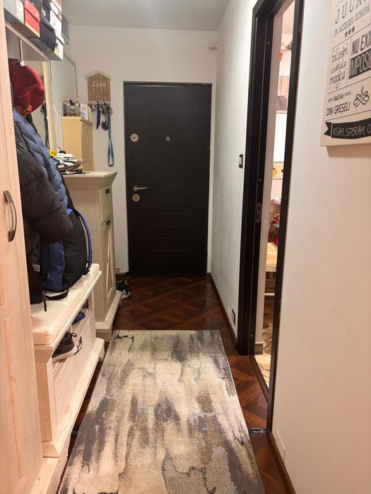 Vand apartament 2 camere Mărăcineni 
anunturi apartamente de vanzare