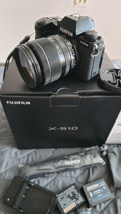 Fujifilm X-S10 Mirrorless Camera Body IBIS 26.1MP Excellent Condition Boxed