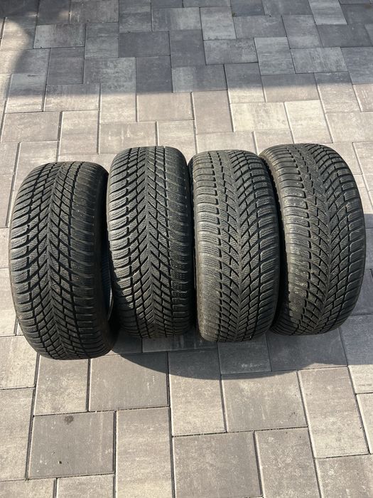 Anvelope de Iarna Nokian Snowproof 2 225 50 17