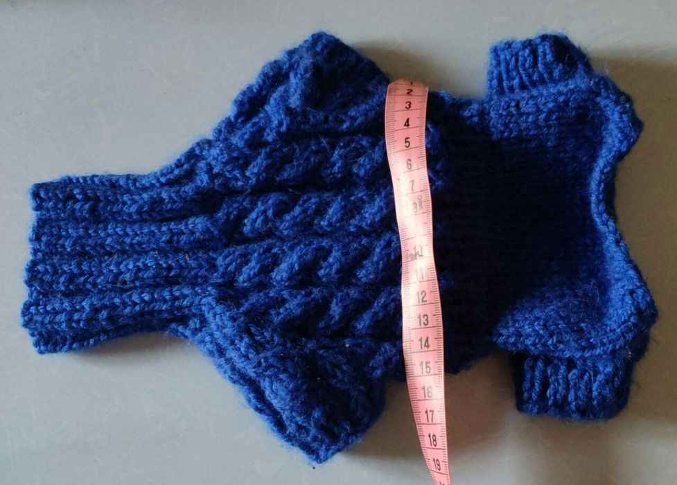 Срочно продам комбез для маленькой породы собачки