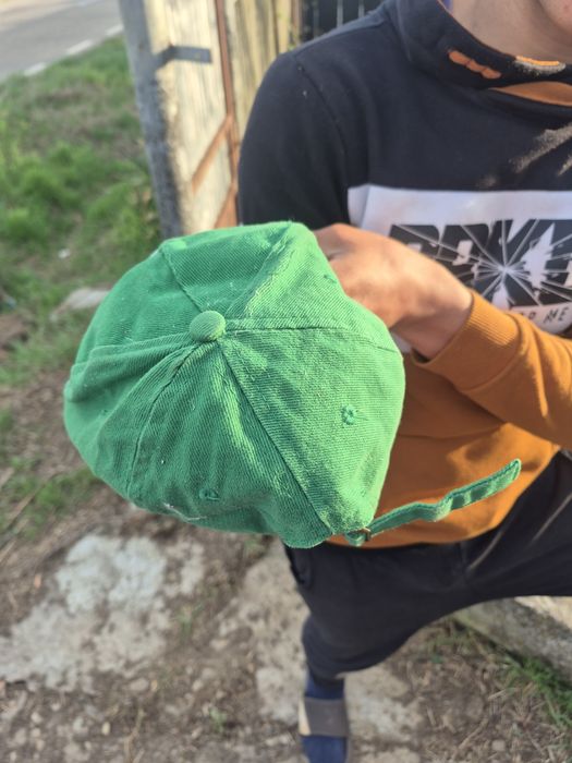 Vând șapcă Ciucaș