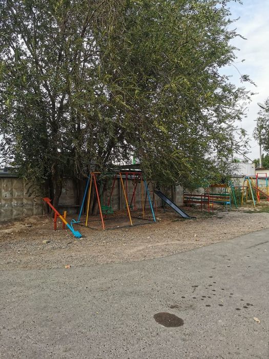 Продам дом с удобным расположение