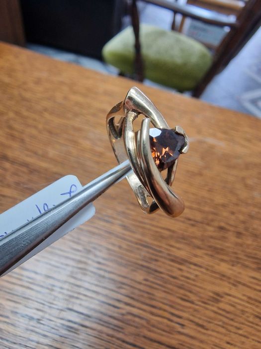 ‼️Златен Пръстен с Опушен Кварц‼️ - Заложна къща Галерия 65