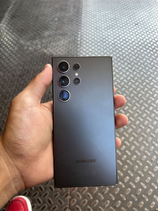 Samsung S24 ultra 256