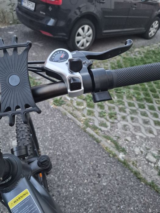 Bicicleta electrica nouă