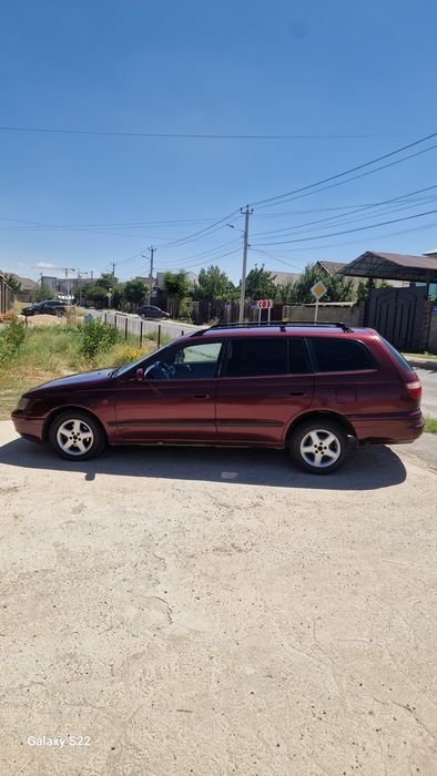 Toyota carina E сатылады