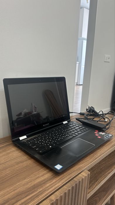 Ноутбук Lenova yoga