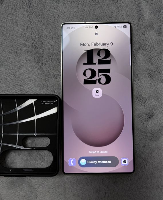 Samsung Galaxy S25 Ultra 512GB Titan Black, Husă Spigen, Garanție 2027