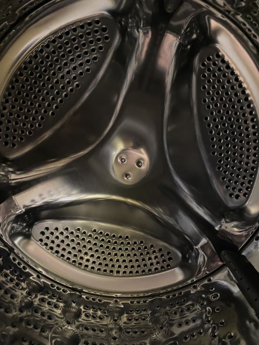 Продается стиральная машинка LG